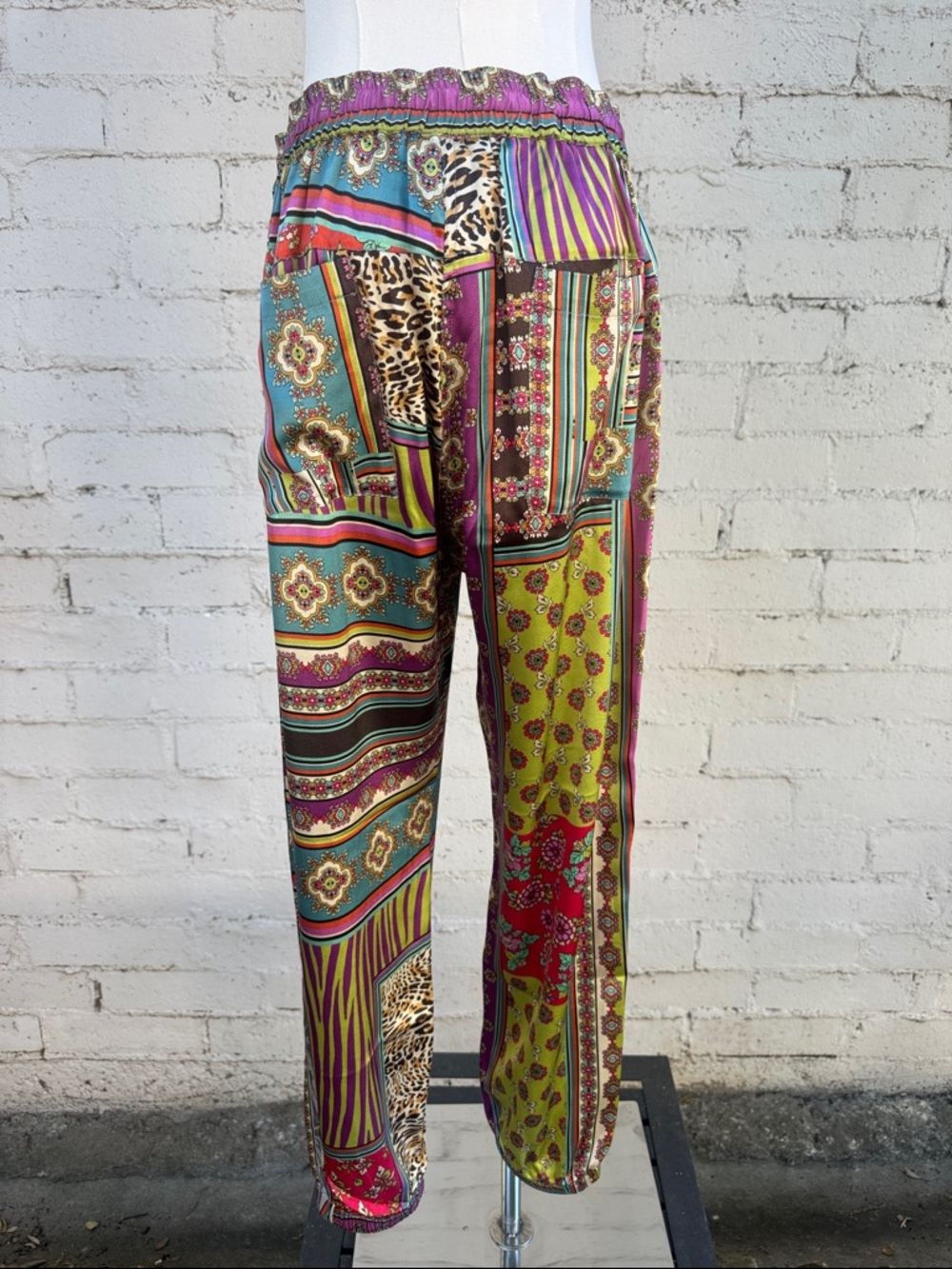 Johnny Was Presley Jogger Silk Blend Leopard Multi Patchwork Size M - Picture 5 of 8